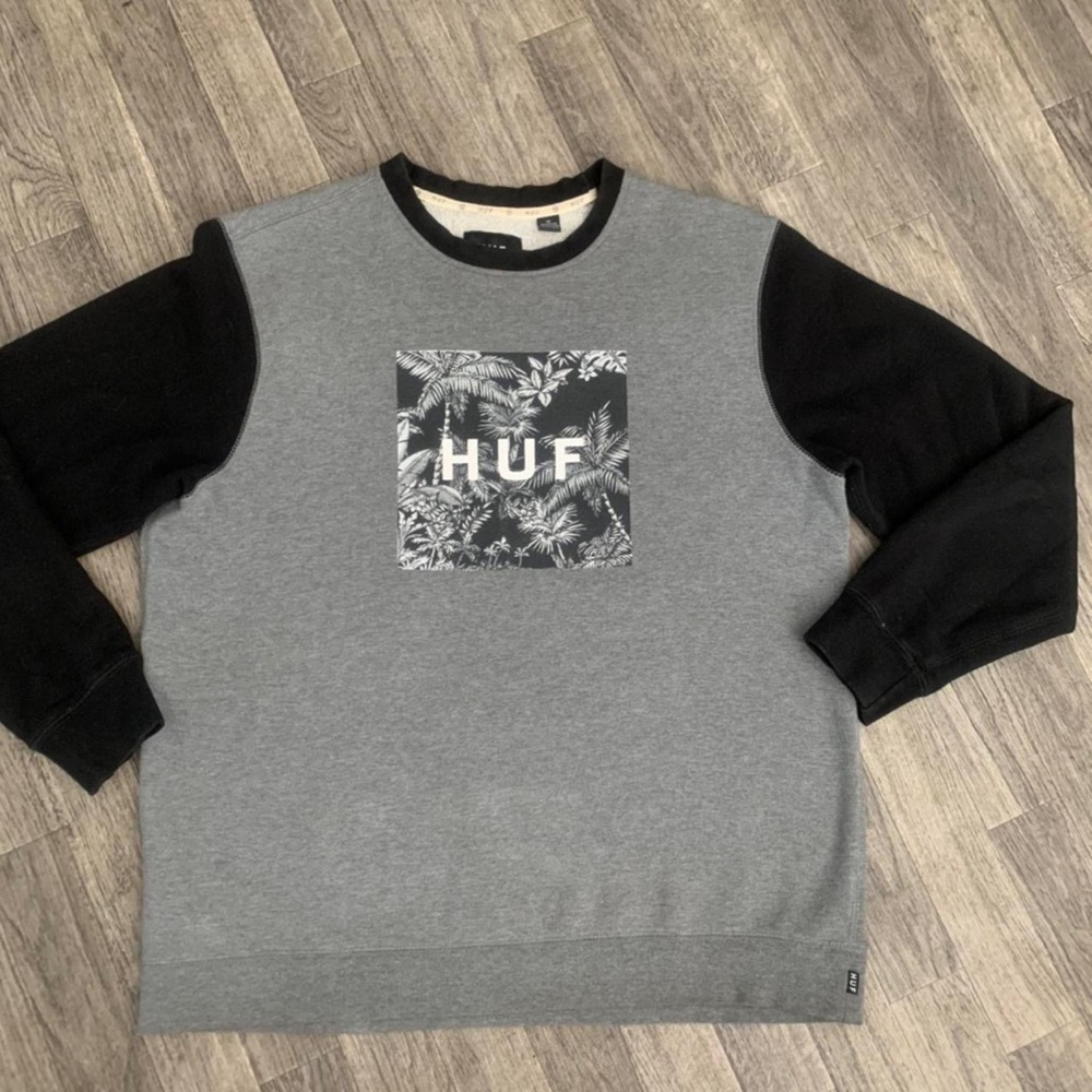 Huf Sweater 🖤